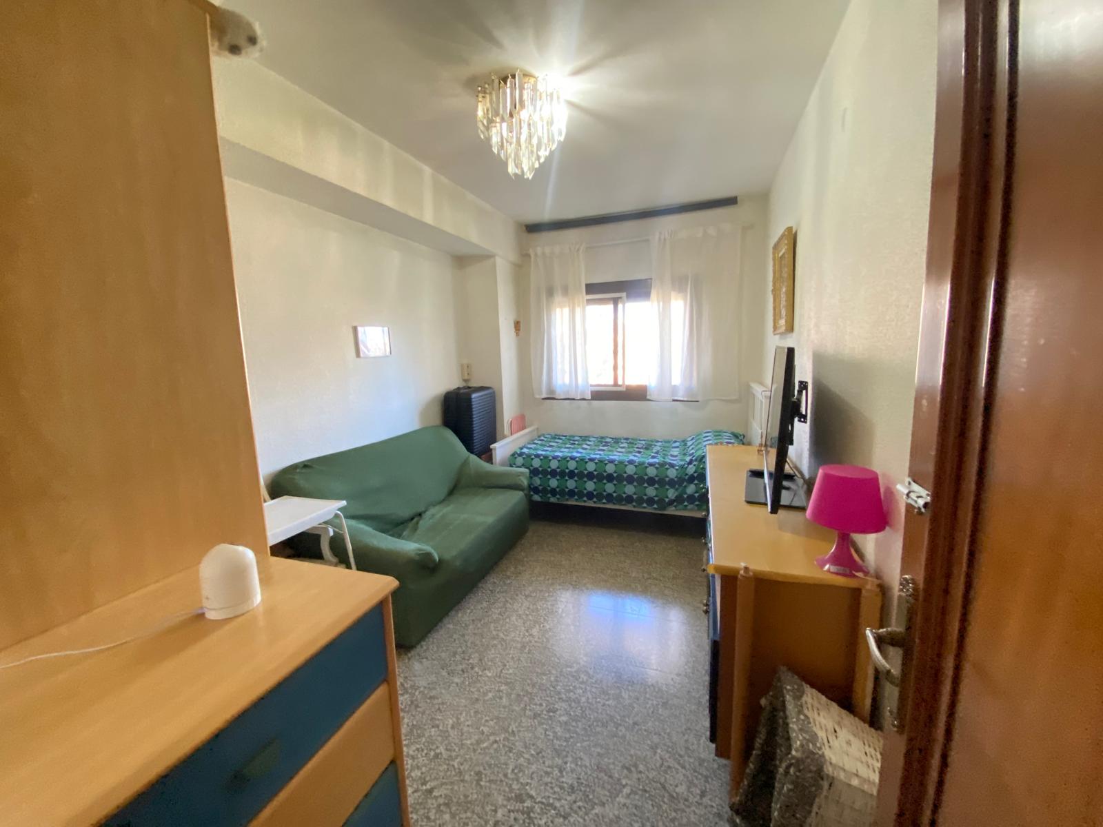 Property 2484 - Image 30